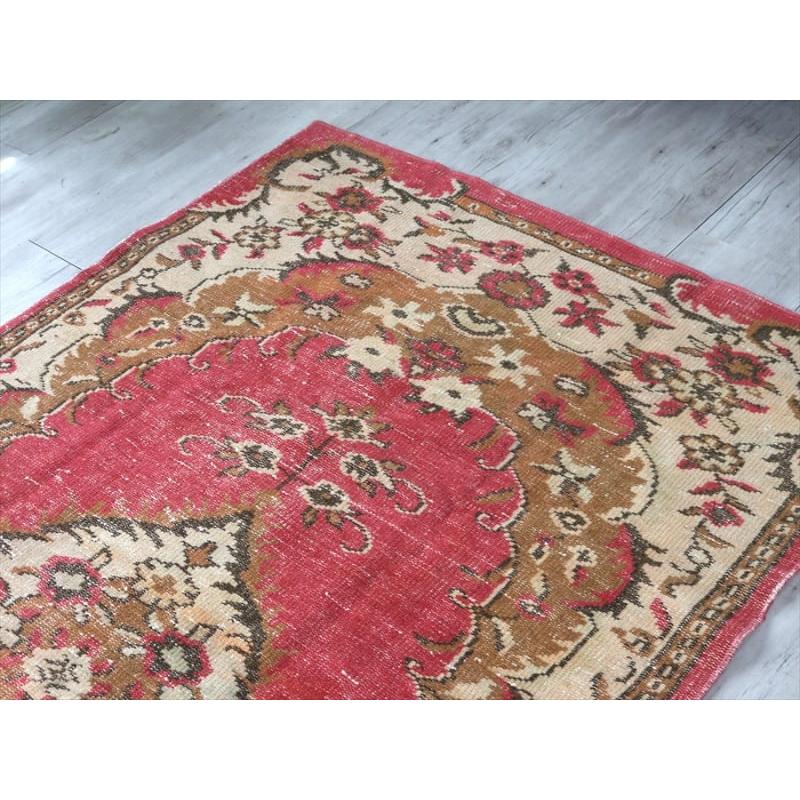 オーバーダイ（後染め）手織りトルコじゅうたん 223x123cm レッド/カリヨラ |  | 02