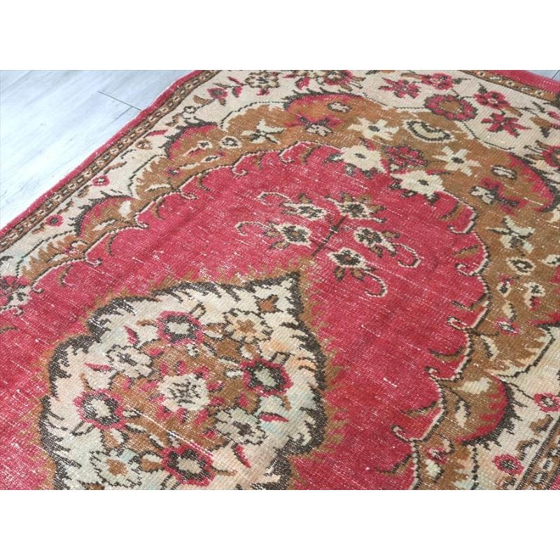 オーバーダイ（後染め）手織りトルコじゅうたん 223x123cm レッド/カリヨラ |  | 05