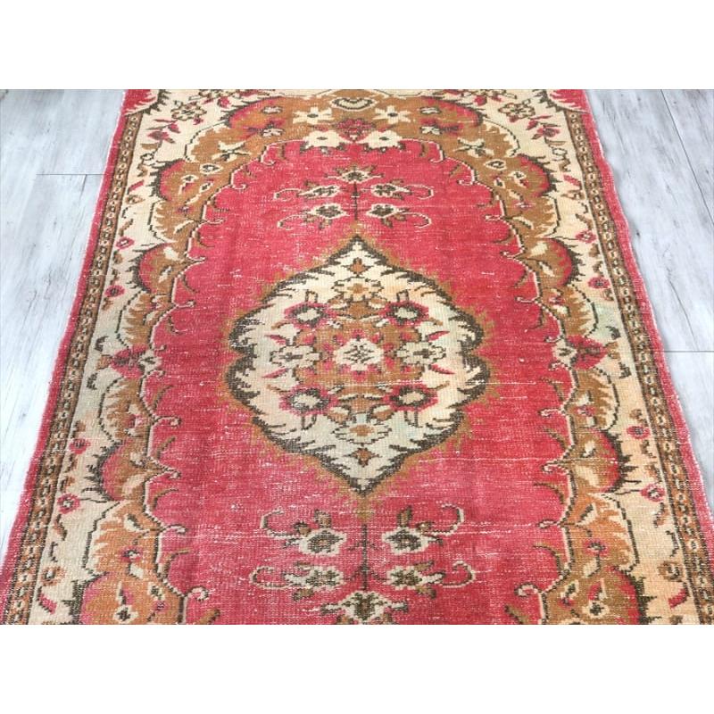 オーバーダイ（後染め）手織りトルコじゅうたん 223x123cm レッド/カリヨラ |  | 06