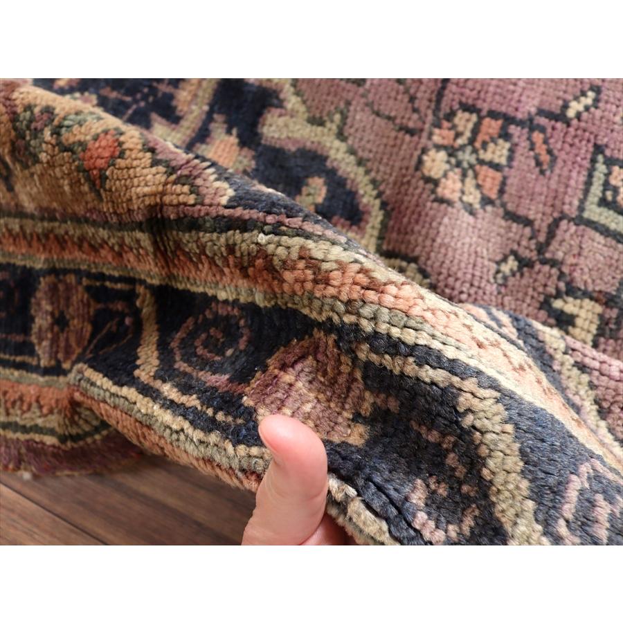 トルコじゅうたん トライバルラグ 180x104cm パステルに色褪せたあたたかみのある色使い |  | 08