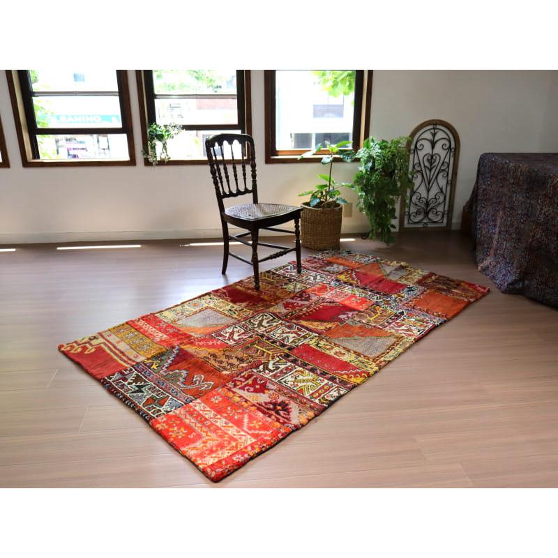 トルコ絨毯　 べルガマ オールド絨毯　トライバルラグ　ヴィンテージ　手織り トルコ絨毯 べルガマ オールド絨毯 トライバルラグ ヴィンテージ