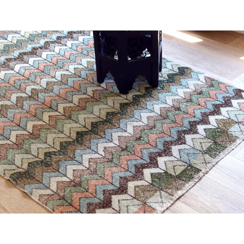 オーバーダイド ヴィンテージラグ ジグザグのデザイン 228x126cm トルコ手織り絨毯 アップサイクル |  | 06