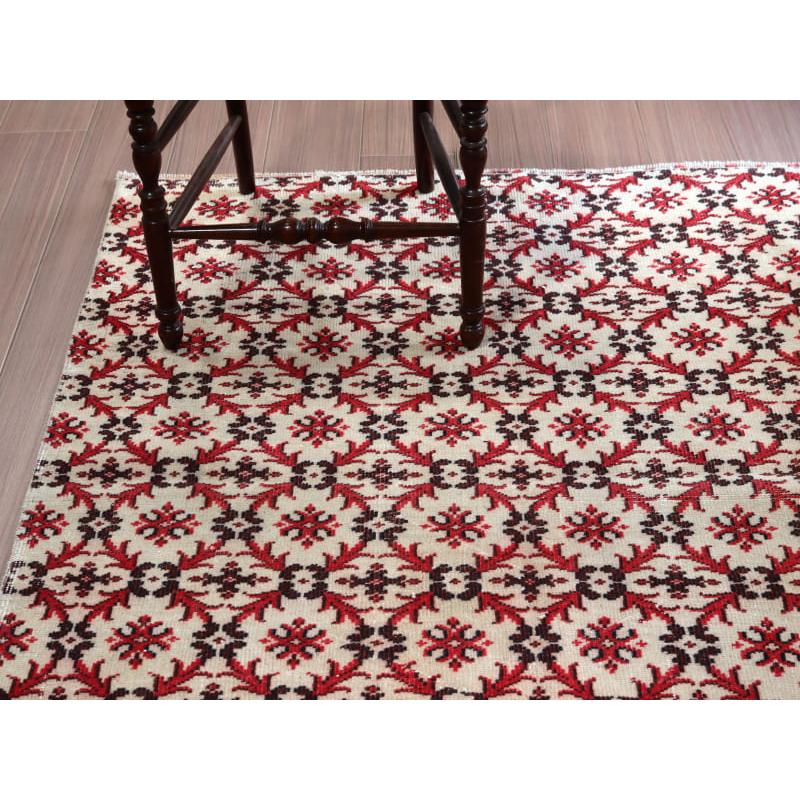 オーバーダイド ヴィンテージラグ ベージュ&レッド 135x116cm トルコ手織り絨毯 アップサイクル | ブランド登録なし | 04