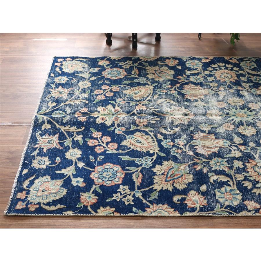 オーバーダイド アップサイクル 163x136cm ヴィンテージラグ イランの手織り絨毯 |  | 04