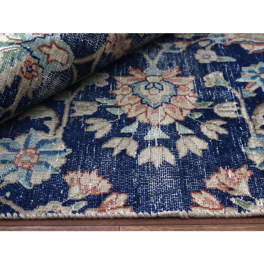 オーバーダイド アップサイクル 163x136cm ヴィンテージラグ イランの手織り絨毯 |  | 08