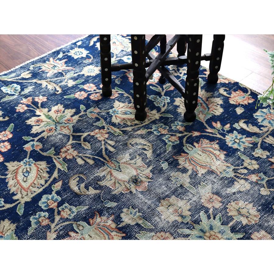 オーバーダイド アップサイクル 163x136cm ヴィンテージラグ イランの手織り絨毯 |  | 09