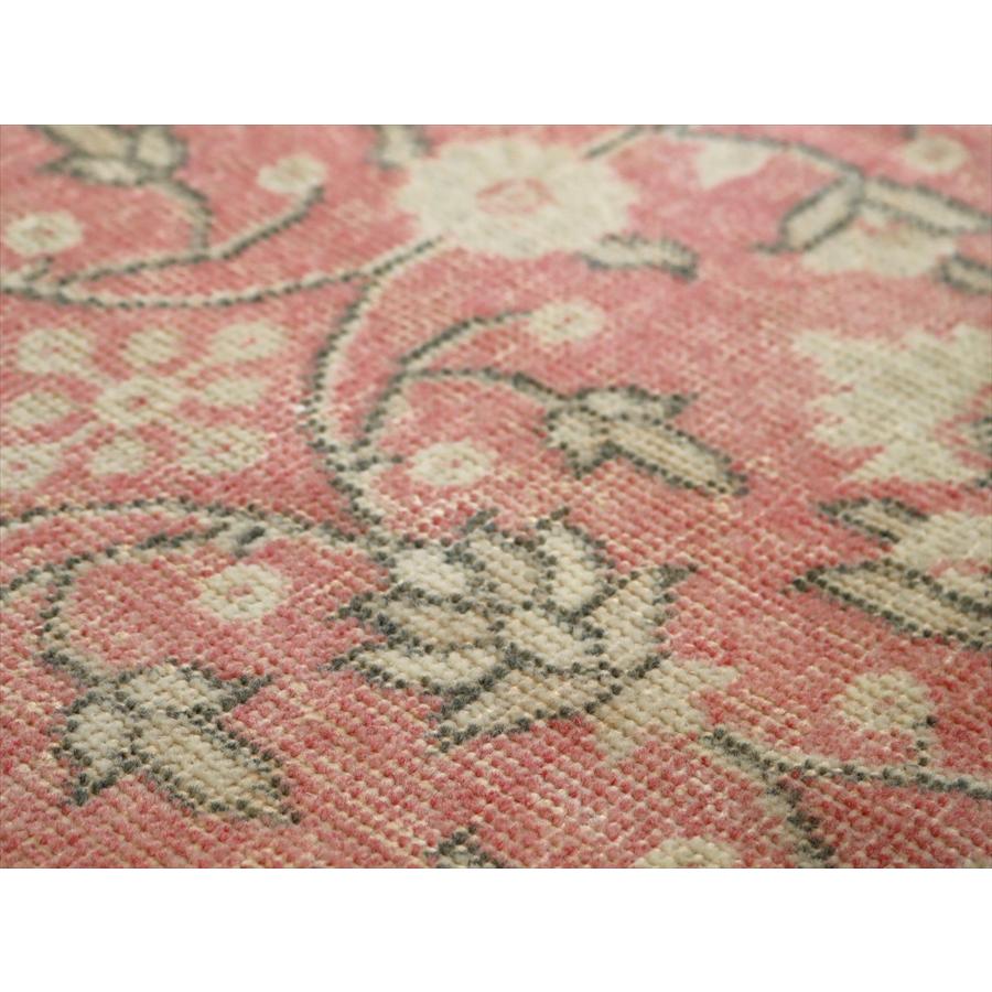 オールドラグ ヴィンテージウォッシュ 210x113cm ウスパルタ 連なる花 レッド |  | 10