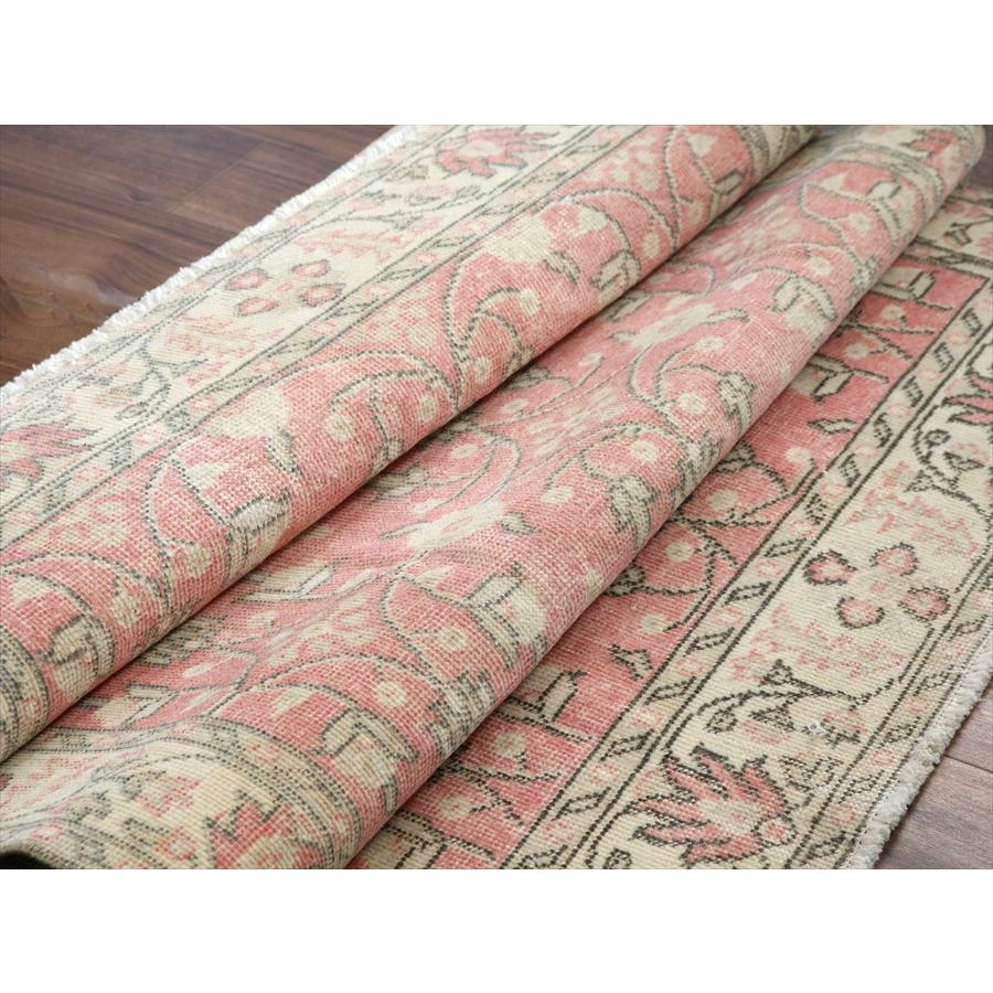 オールドラグ ヴィンテージウォッシュ 210x113cm ウスパルタ 連なる花 レッド |  | 11