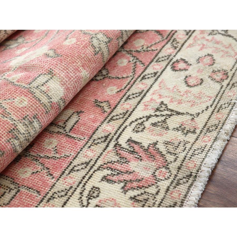 オールドラグ ヴィンテージウォッシュ 210x113cm ウスパルタ 連なる花 レッド |  | 13