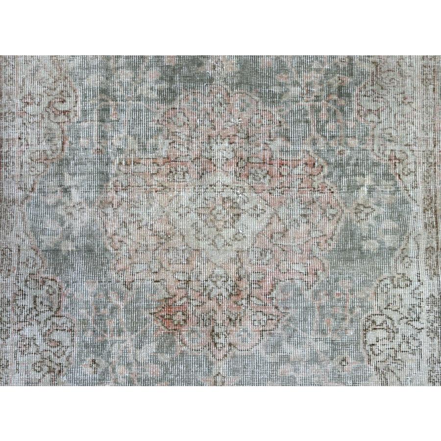 オールドラグ ヴィンテージウォッシュ 193x116cm ウスパルタ 花のメダリオン |  | 04