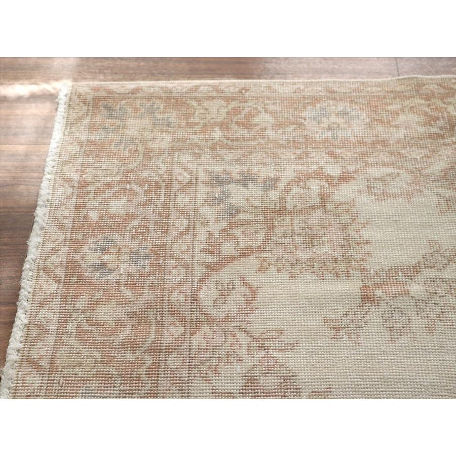 オールドラグ ヴィンテージウォッシュ 256x138cm ウスパルタ 花のメダリオン |  | 08