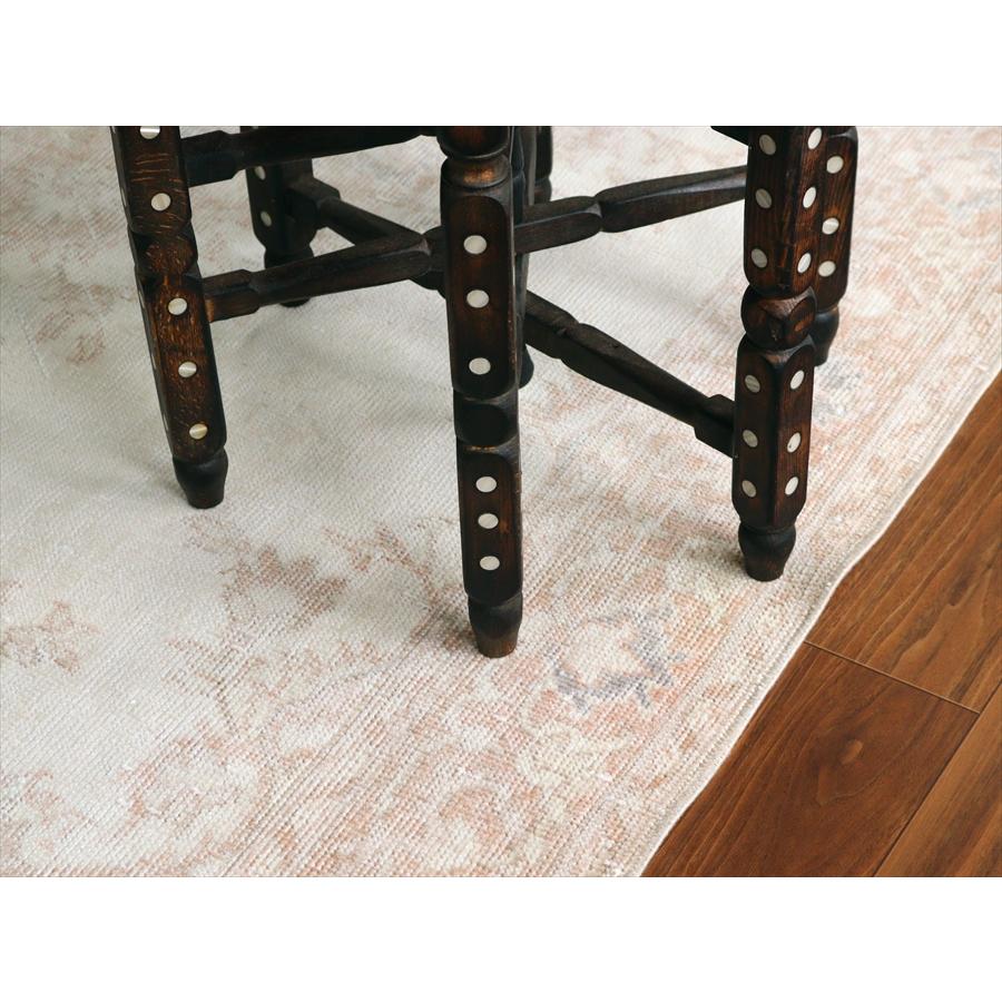 オールドラグ ヴィンテージウォッシュ 256x138cm ウスパルタ 花のメダリオン |  | 09