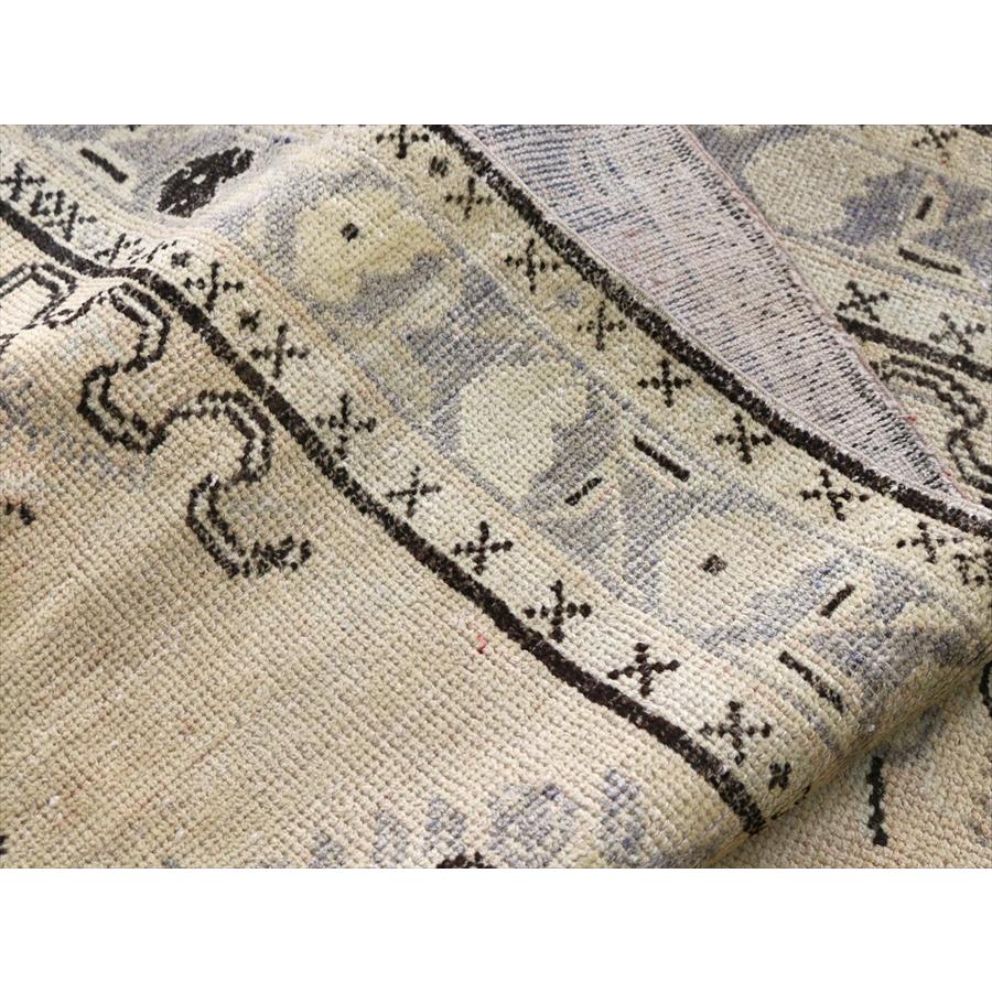 オールドラグ ヴィンテージウォッシュ 202x105cm ギュネイ 花のメダリオン |  | 11