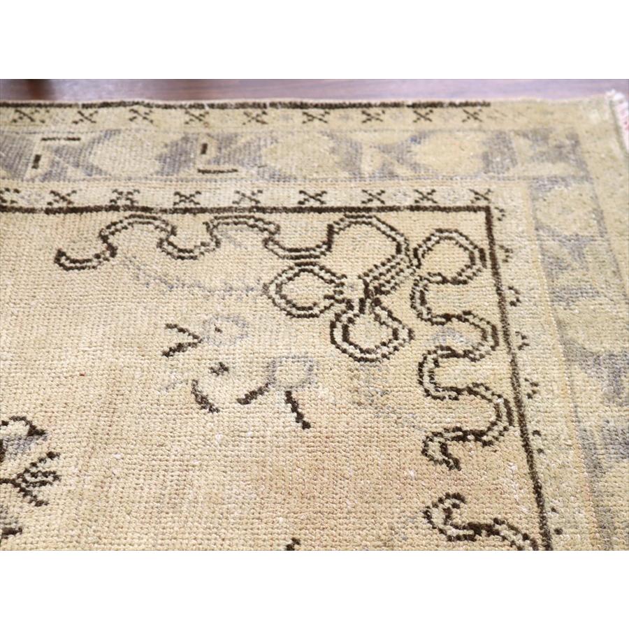 オールドラグ ヴィンテージウォッシュ 202x105cm ギュネイ 花のメダリオン |  | 09