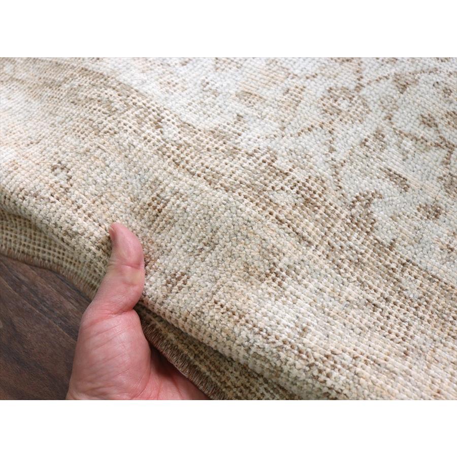 オールドラグ ヴィンテージウォッシュ 193x115cm ウスパルタ 花のアラベスク模様 |  | 08