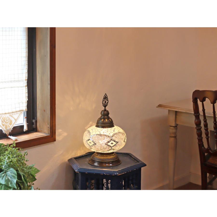 トルコランプ モザイクランプ テーブルランプ 全高39cm 直径24cm ホワイト | ブランド登録なし | 01