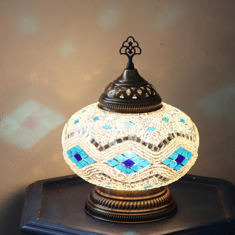 トルコランプ モザイクランプ テーブルランプ 全高32cm 直径24cm ホワイト/ブルーのひし形 | 