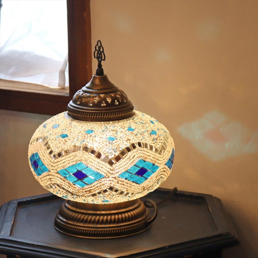 トルコランプ モザイクランプ テーブルランプ 全高32cm 直径24cm ホワイト/ブルーのひし形 |  | 02