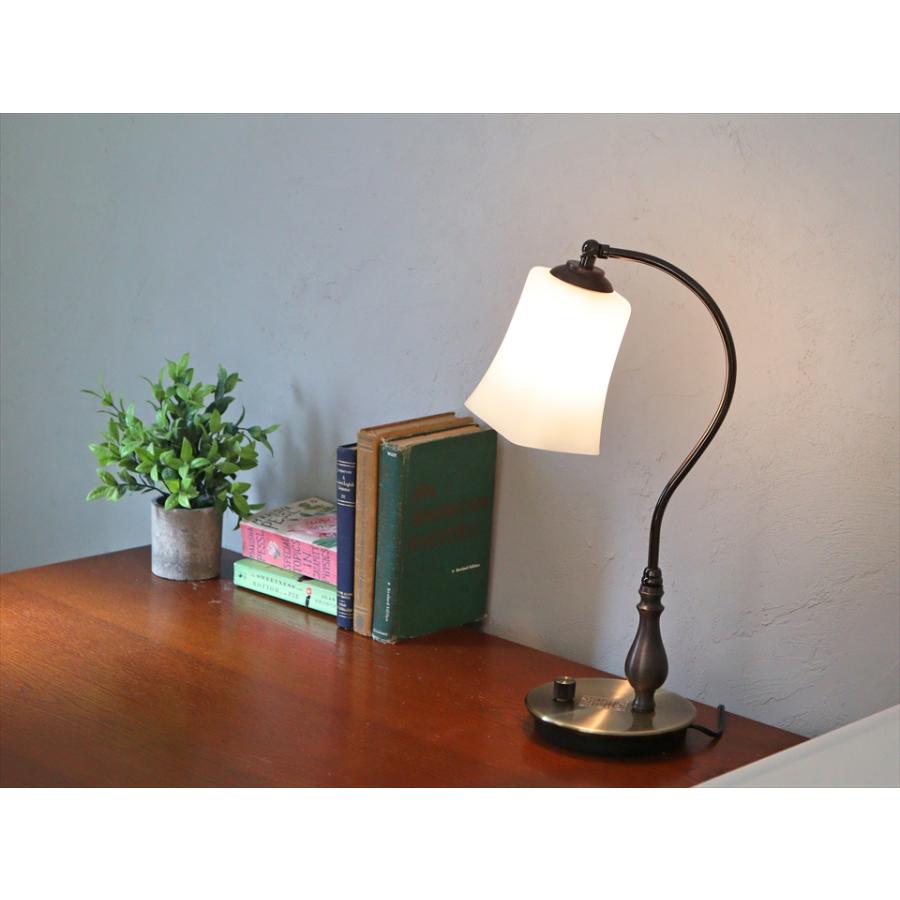 ガラスシェード テーブルランプ ルーク フロスト レトロ