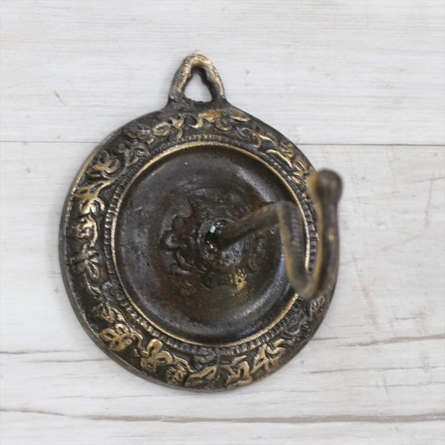 壁面設置用ハンギングブラケットＨ　フック　ラウンド　草花のレリーフ | ブランド登録なし | 01