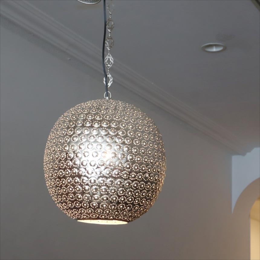 メタルシェード モロッコランプ　Moroccan Metal shade Lamps　ペンダントランプ ラウンド形 φ28cm　パイナップル |  | 02