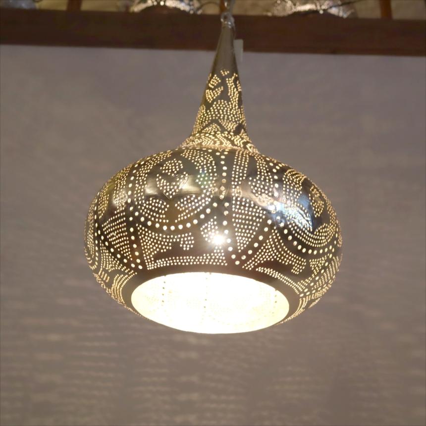 モロッコ ヴィンテージランプシェード【送料込】 モロッコ ヴィンテージランプシェード【送料込】 アンティーク調デスク