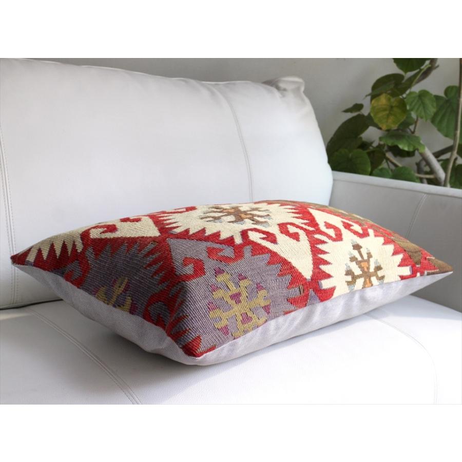 オールドキリムクッション 長方形ビッグピロー Turkish Old Kilim Cushion 赤のエリベリンデ | ブランド登録なし | 03