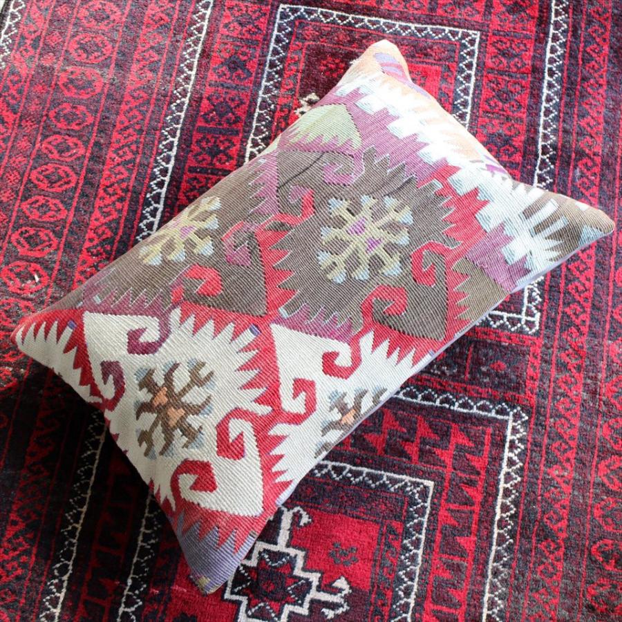 オールドキリムクッション 長方形ビッグピロー Turkish Old Kilim Cushion 赤のエリベリンデ | ブランド登録なし | 02