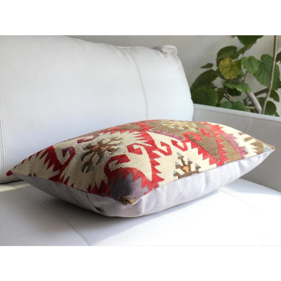 オールドキリムクッション 長方形ビッグピロー Turkish Old Kilim Cushion 赤のエリベリンデ | ブランド登録なし | 03