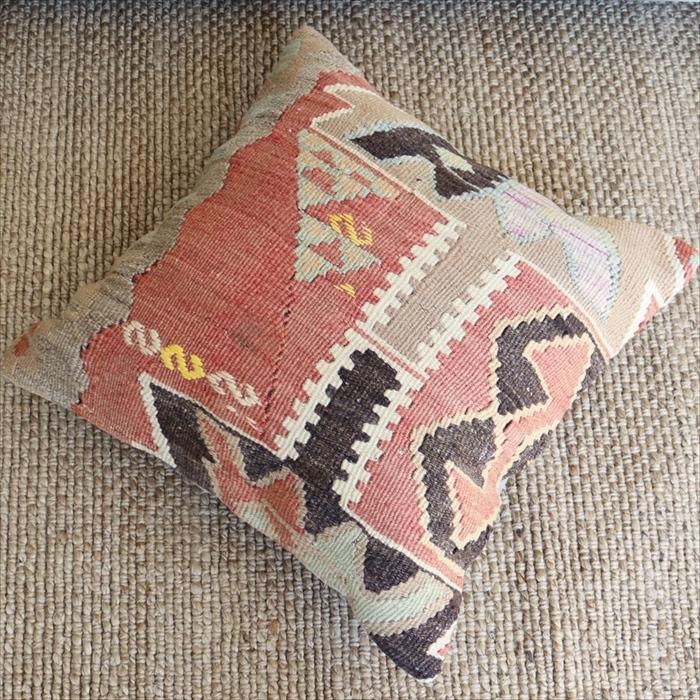 オールドキリムクッションカバー50cm角サイズ/Turkish Kilim Cushion カイセリ | ブランド登録なし | 01