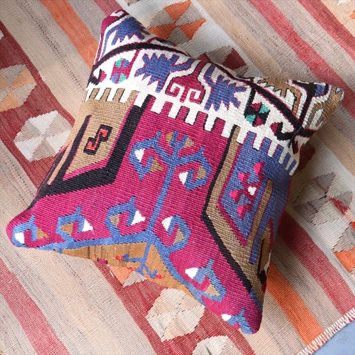 オールドキリムクッションカバー 40cm /Old Kilim Cushion 流れる水の