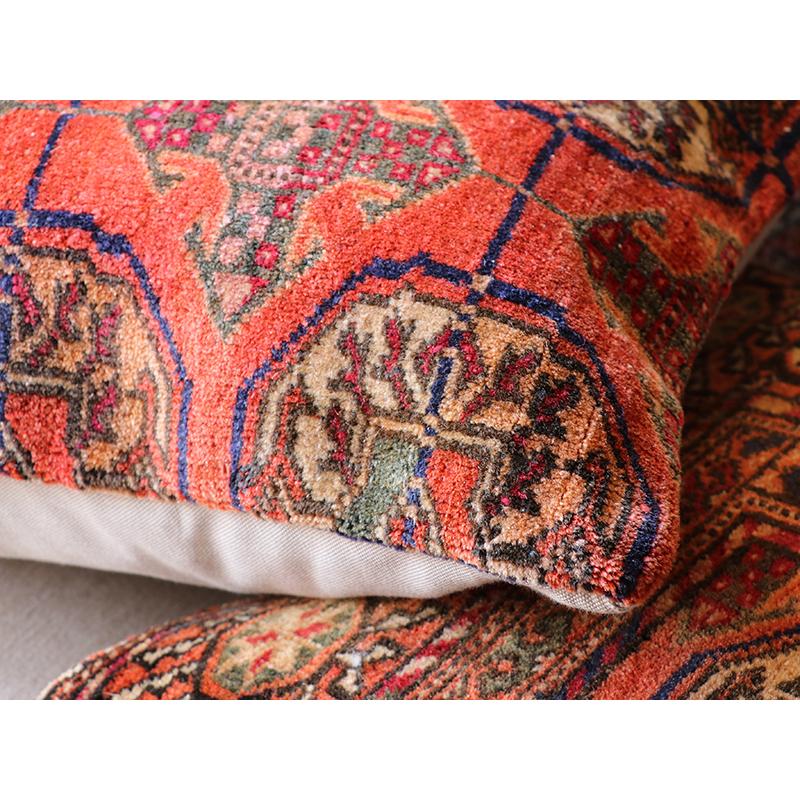 ヴィンテージ パイル織りラグ クッションカバー ギュル文様 横長ピロー Lumbar Pillowの画像