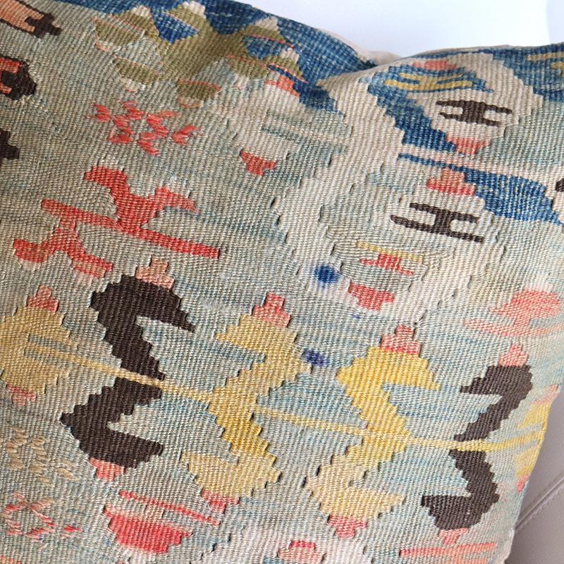 オールドキリム クッションカバー 50cmサイズ Old Kilim Cushion アイドゥン ブルー | ブランド登録なし | 01