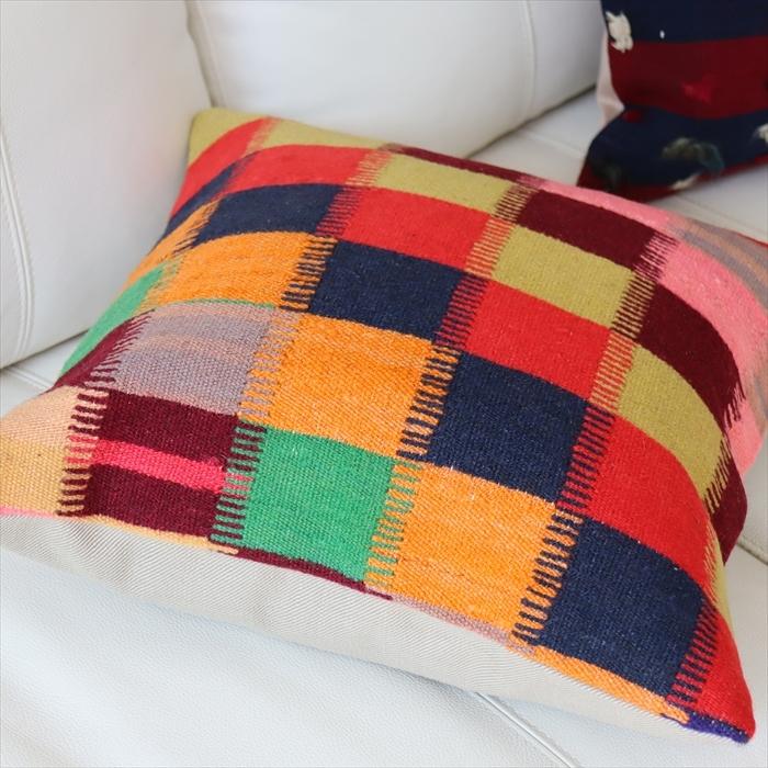 オールドキリム　クッションカバー 40cm Old Kilim Cushion カラフルなグリッド OUTLET サービス品 | ブランド登録なし | 01