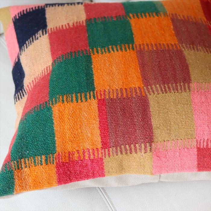 オールドキリム　クッションカバー 40cm Old Kilim Cushion カラフルなグリッド OUTLET サービス品 | ブランド登録なし | 01