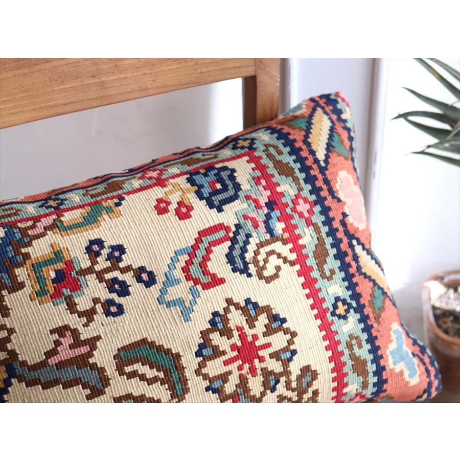 クッションカバー 横長 大きめサイズ オールドキリム ヴィンテージ  59x40cm ブルガリア フラワーモチーフ | ブランド登録なし | 01