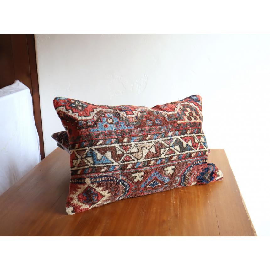 アンティークラグ クッションカバー 60×40cm カシュカイ族 手織り絨毯（ファスナー不良） | ブランド登録なし | 01
