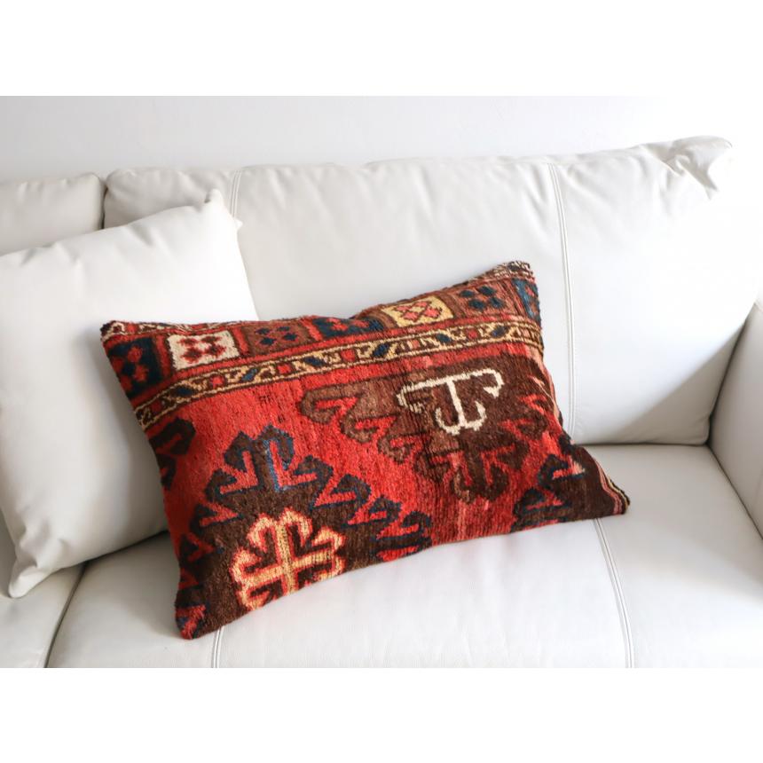 パイル織りラグ クッションカバー 60×40cm キルギス　ヴィンテージ絨毯 | ブランド登録なし | 01