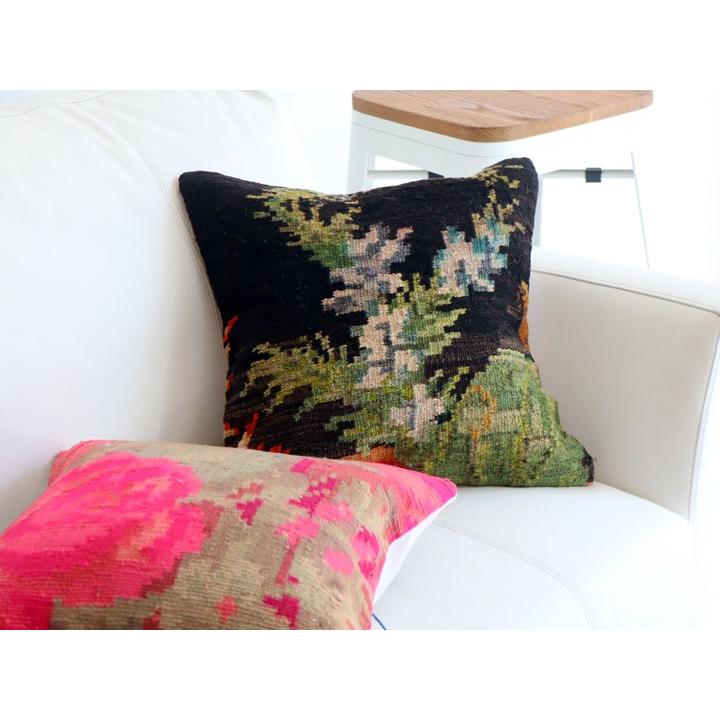 オールドキリム クッションカバー 41×40cm モルダヴィア  Old Kiilim Cushion | ブランド登録なし | 01