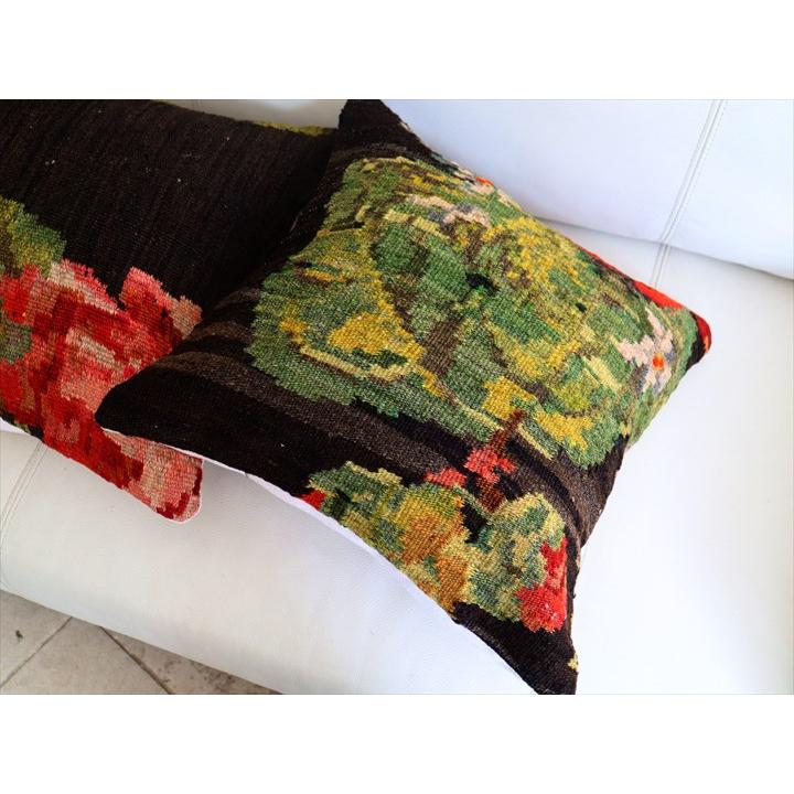オールドキリム クッションカバー 40×40cm モルダヴィア Old Kiilim Cushion | ブランド登録なし | 02