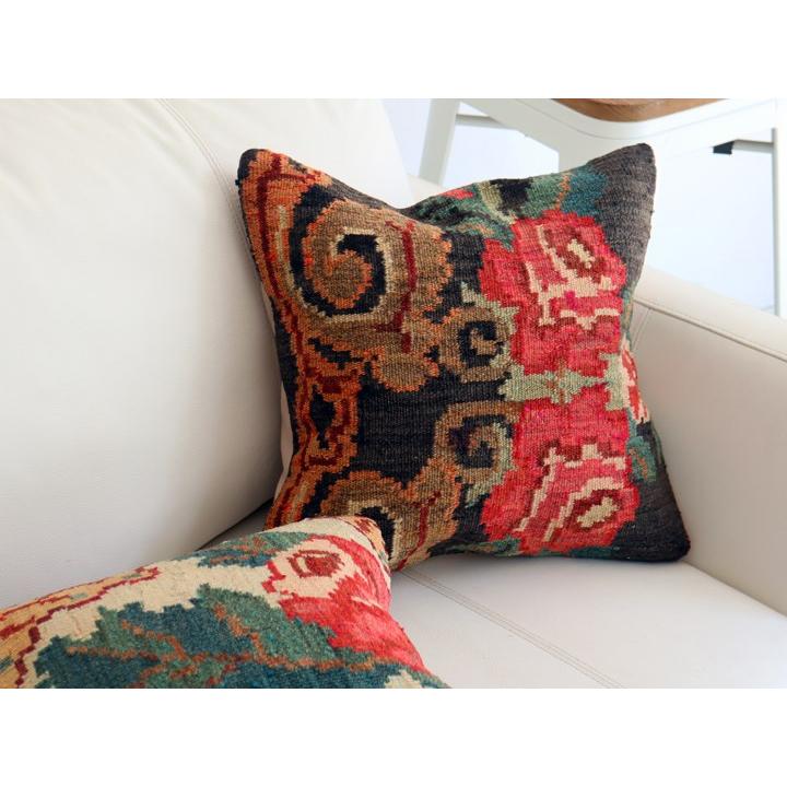 オールドキリム クッションカバー 40×40cm モルダヴィア Old Kiilim Cushion | ブランド登録なし | 01
