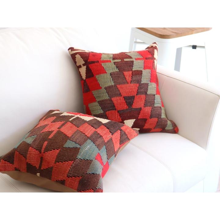 オールドキリム クッションカバー 40×40cm エシュメ OUTLET アウトレット 難あり品 Old Kiilim Cushion | ブランド登録なし | 01