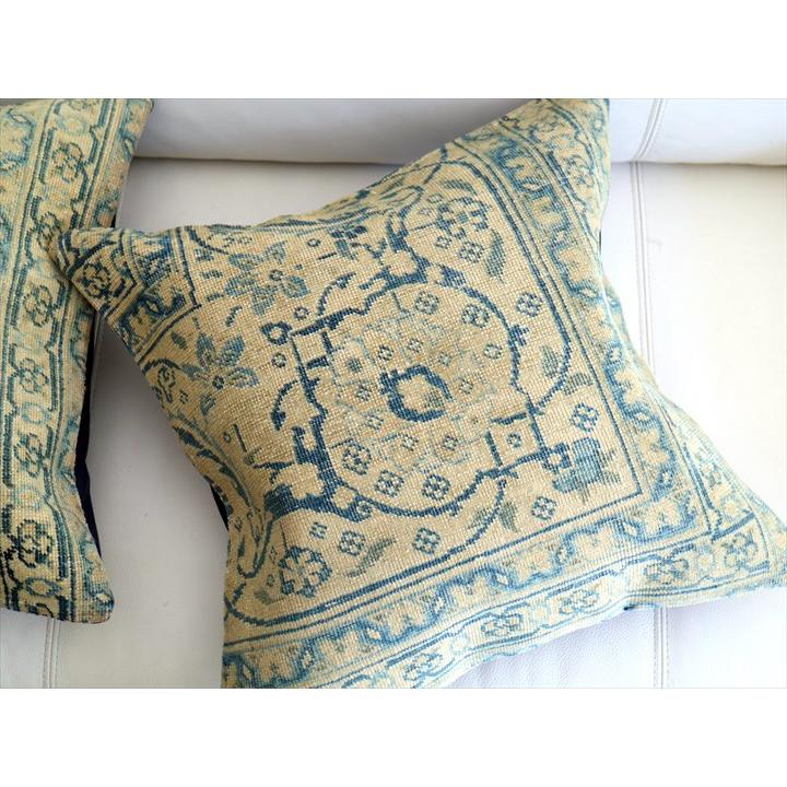 ヴィンテージ 絨毯クッション 45×45cm ブリーチしたアンティーク加工 Old Carpet Cushion | ブランド登録なし | 02