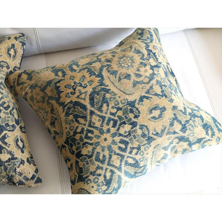 ヴィンテージ 絨毯クッション 45×43cm ブリーチしたアンティーク加工 Old Carpet Cushion | ブランド登録なし | 02