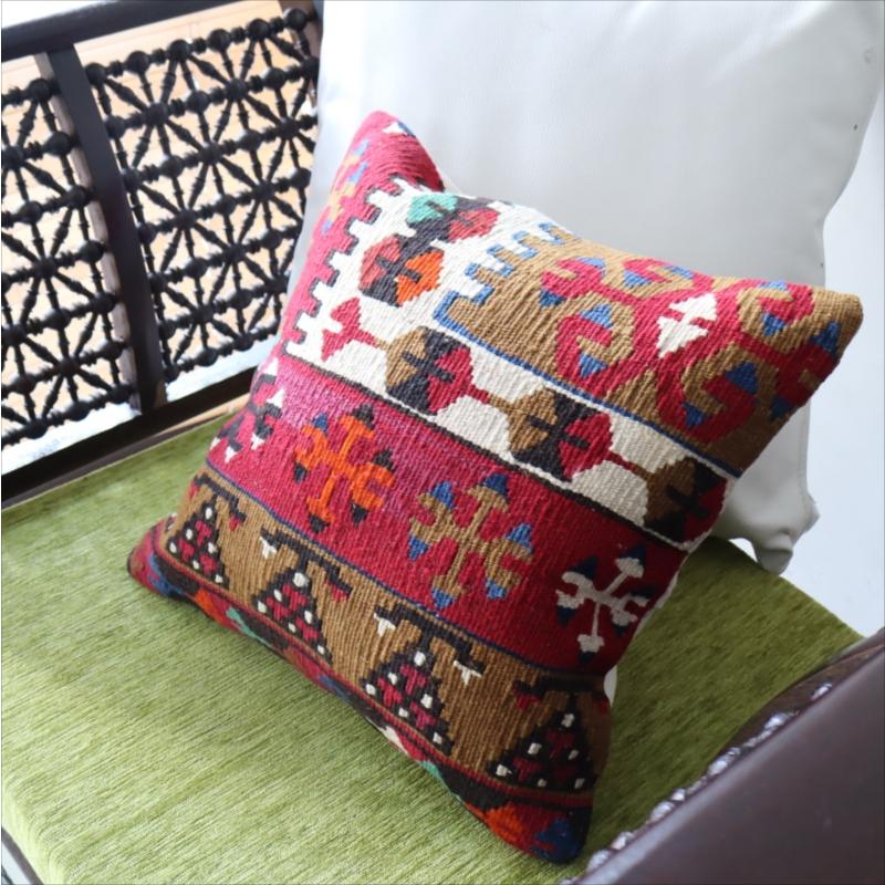 オールドキリム クッションカバーカイセリ地方 チフカナットキリム |  | 01