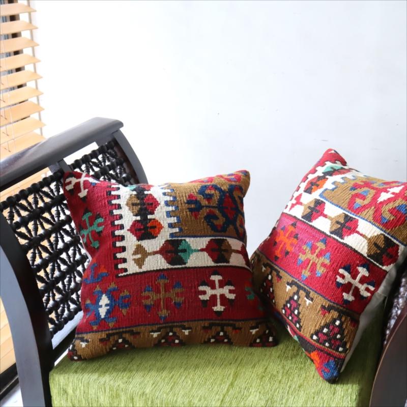 オールドキリム クッションカバーカイセリ地方 チフカナットキリム |  | 04