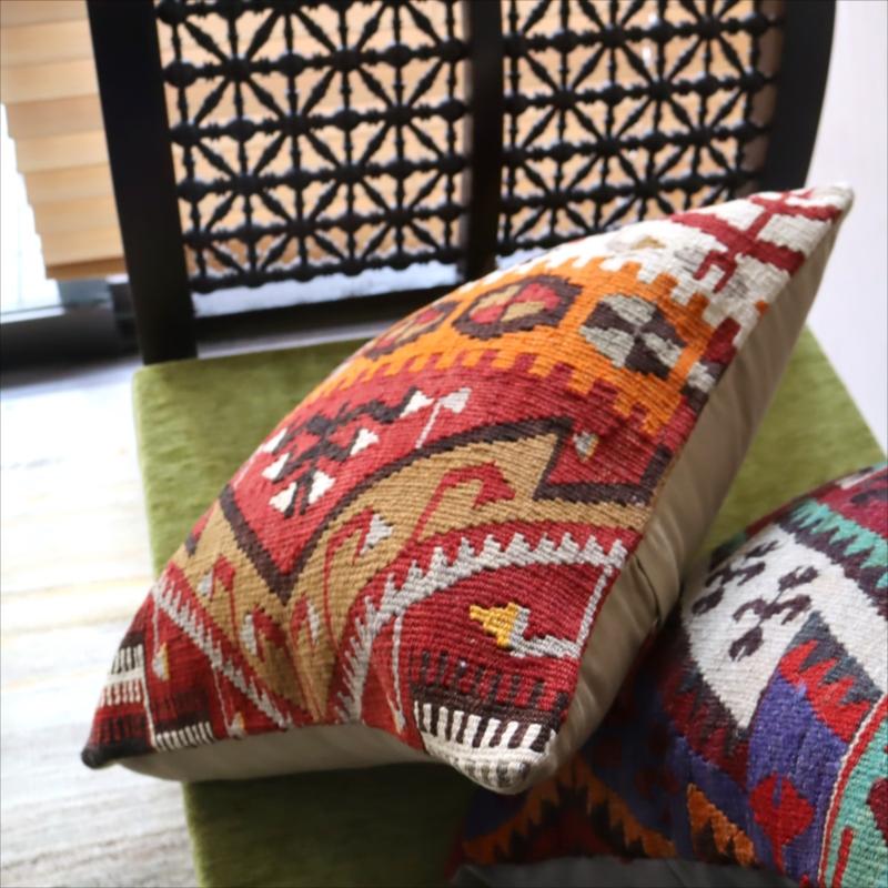 オールドキリム クッションカバーカイセリ地方 チフカナットキリム |  | 03