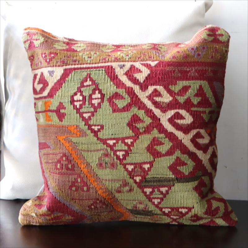 オールドキリム クッションカバーカイセリ地方 チフカナットキリム | 