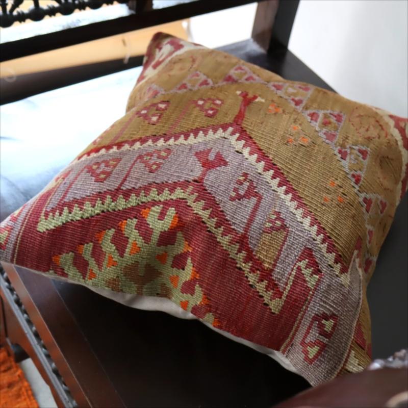 オールドキリム クッションカバーカイセリ地方 チフカナットキリム |  | 02