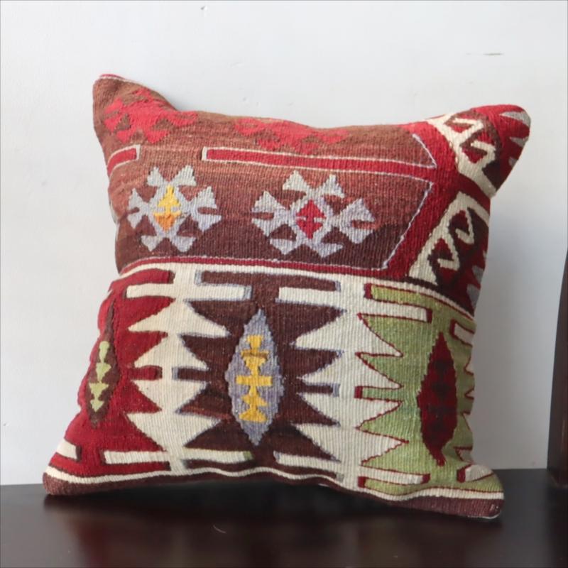 オールドキリム クッションカバートルコ南部アダナ地方 チフカナットキリム | 